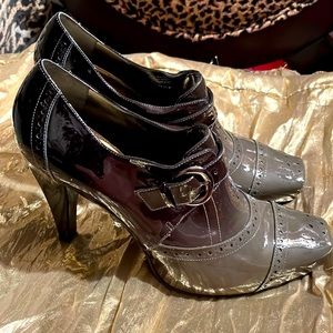 Ombré grays patent leather size 10